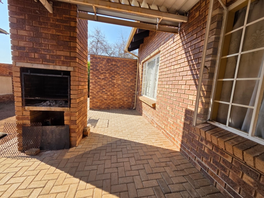 3 Bedroom Property for Sale in Montana Gauteng