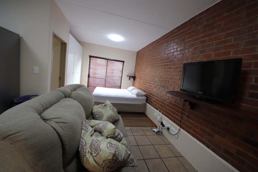 To Let 1 Bedroom Property for Rent in Upper Houghton Gauteng