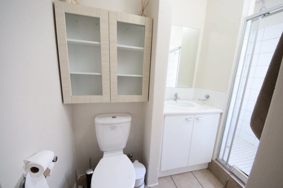 To Let 1 Bedroom Property for Rent in Upper Houghton Gauteng
