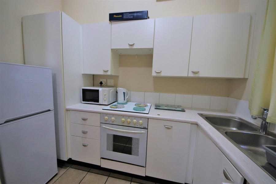 To Let 2 Bedroom Property for Rent in Houghton Estate Gauteng