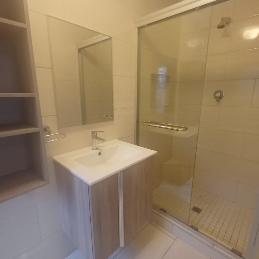 1 Bedroom Property for Sale in Elardus Park Gauteng