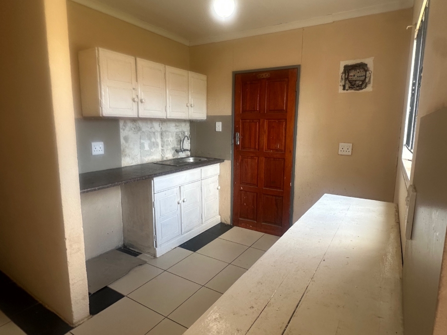  Bedroom Property for Sale in Stretford Gauteng