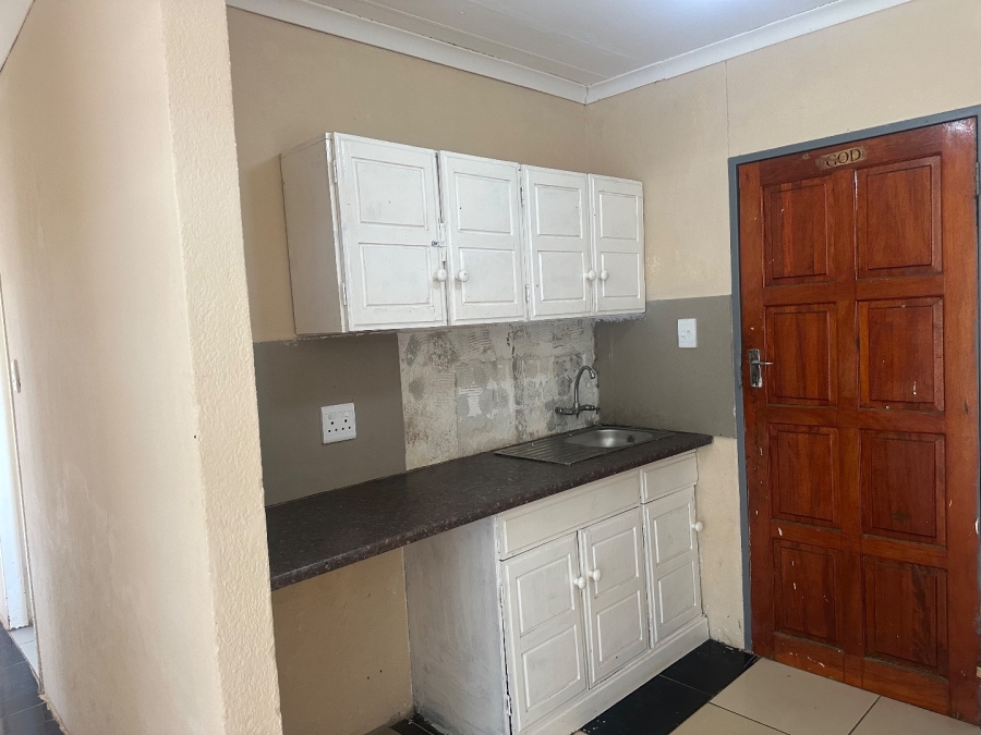  Bedroom Property for Sale in Stretford Gauteng