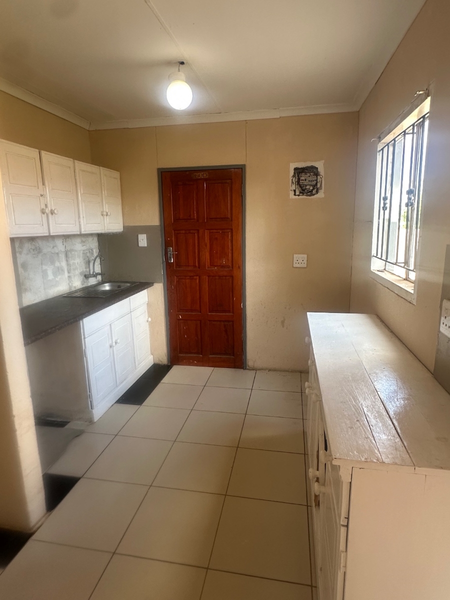  Bedroom Property for Sale in Stretford Gauteng