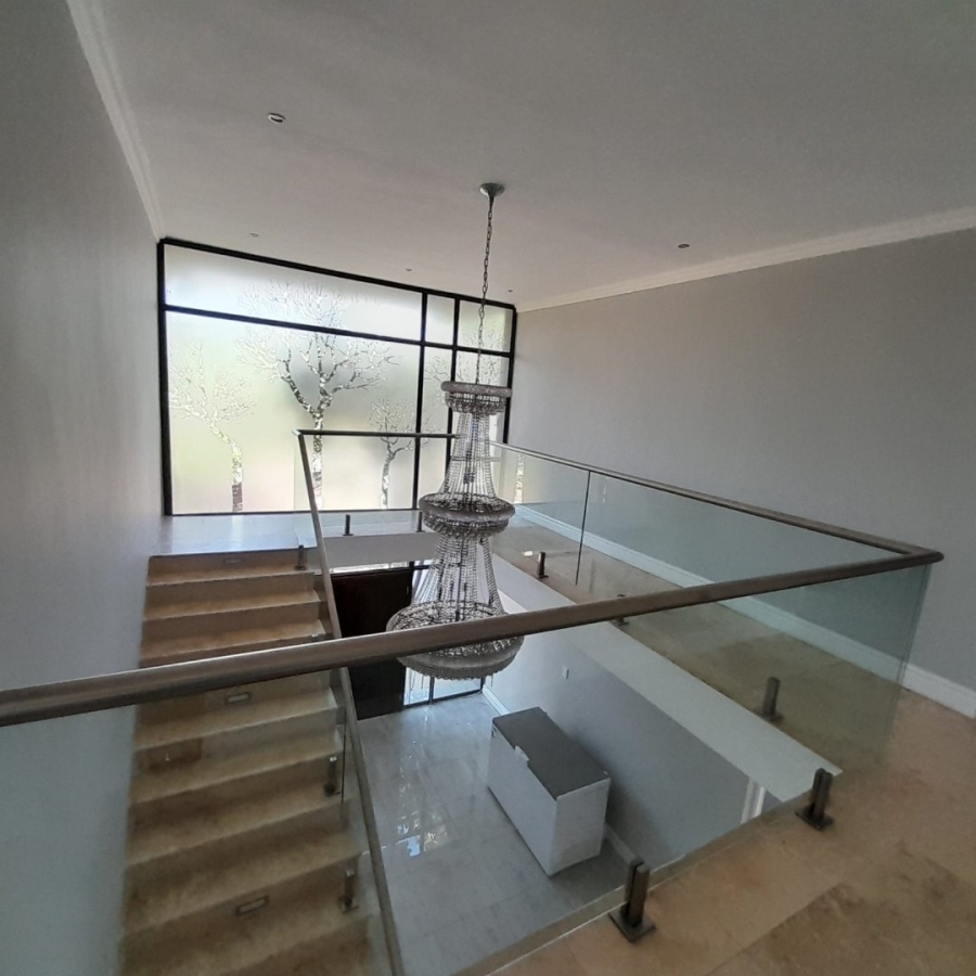 6 Bedroom Property for Sale in Crescent Wood Country Estate Gauteng