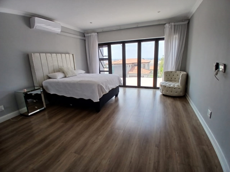 6 Bedroom Property for Sale in Crescent Wood Country Estate Gauteng