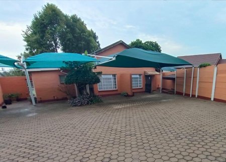 Commercial Property for Sale in Princess A H Gauteng