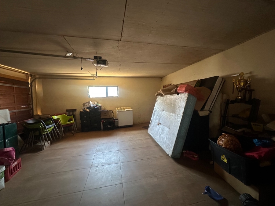  Bedroom Property for Sale in Noldick Gauteng