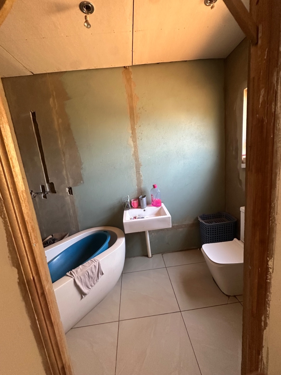  Bedroom Property for Sale in Noldick Gauteng