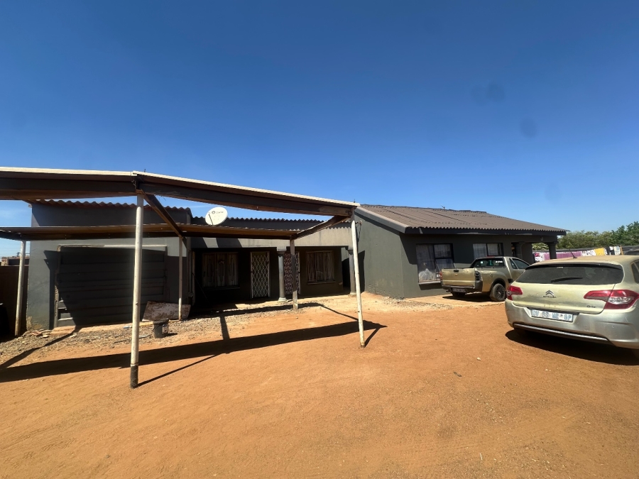  Bedroom Property for Sale in Noldick Gauteng