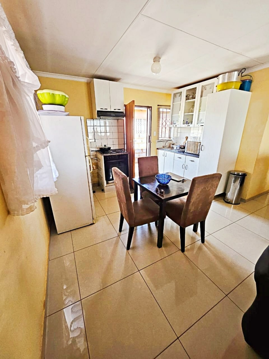 3 Bedroom Property for Sale in Protea Glen Gauteng