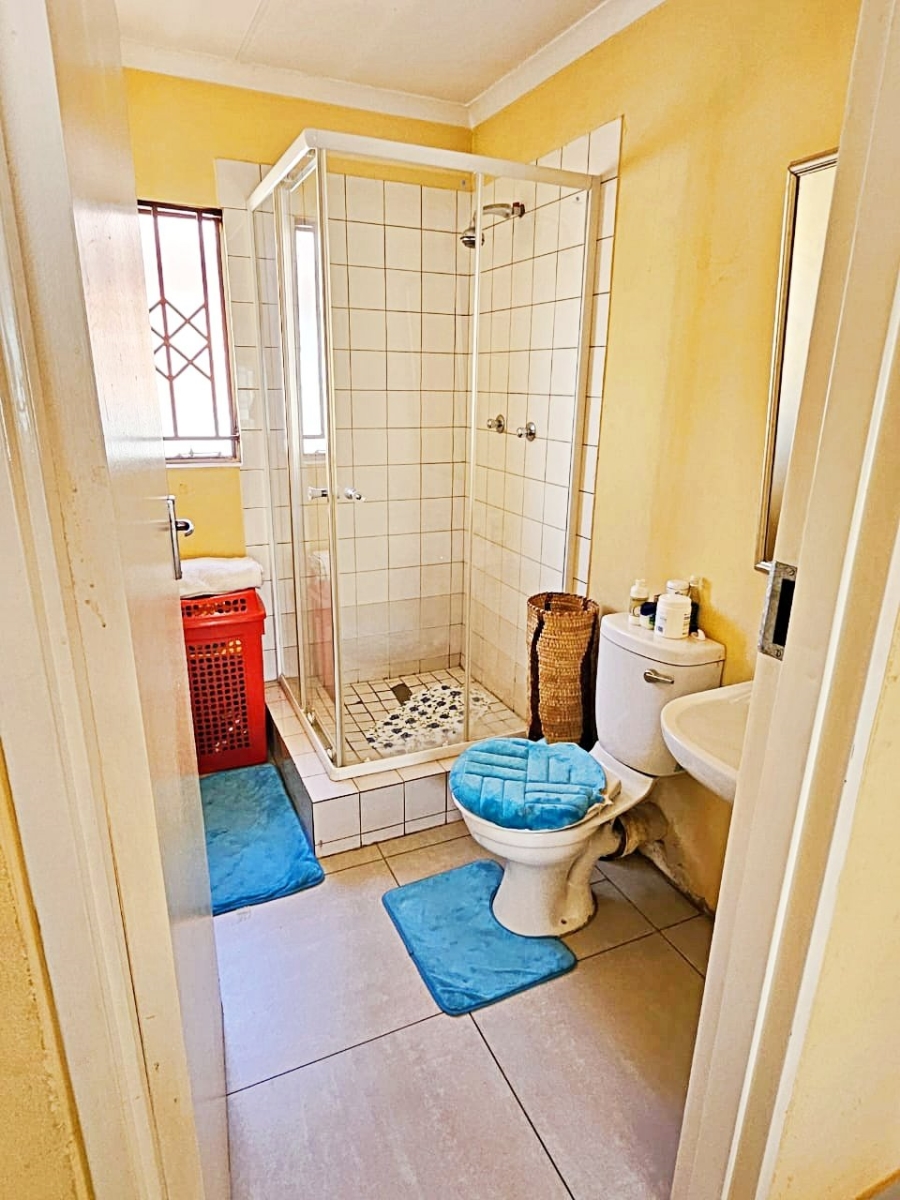 3 Bedroom Property for Sale in Protea Glen Gauteng