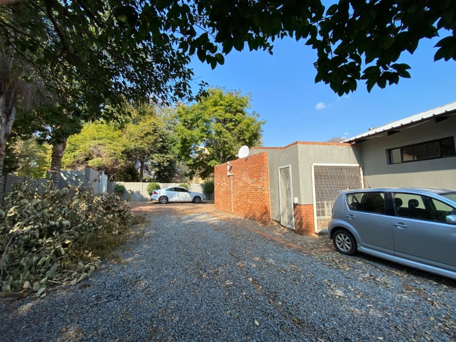 4 Bedroom Property for Sale in Eldoraigne Gauteng