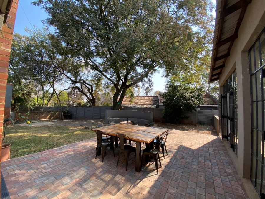 4 Bedroom Property for Sale in Eldoraigne Gauteng