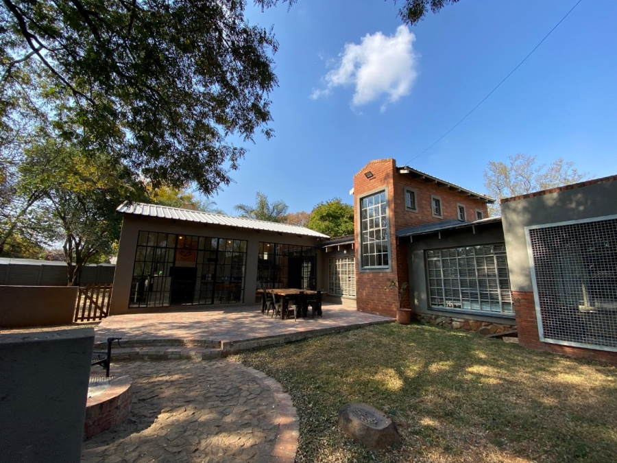 4 Bedroom Property for Sale in Eldoraigne Gauteng