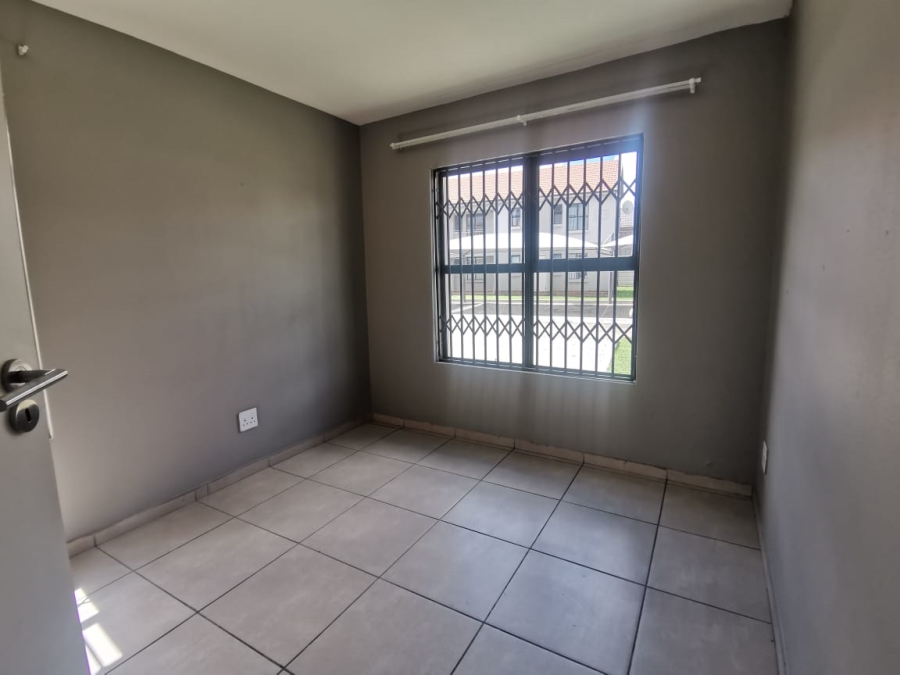 2 Bedroom Property for Sale in The Stewards Gauteng