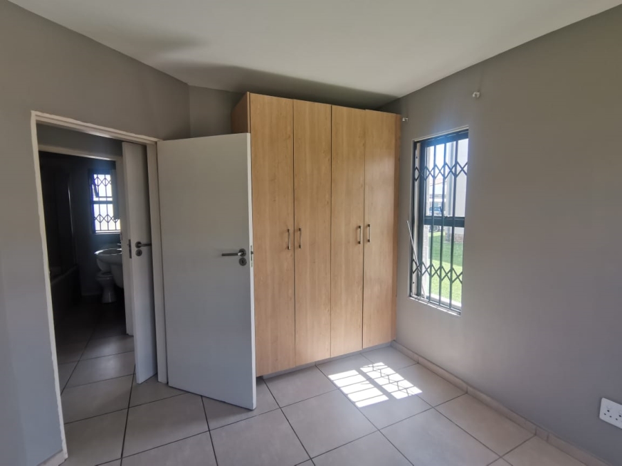 2 Bedroom Property for Sale in The Stewards Gauteng