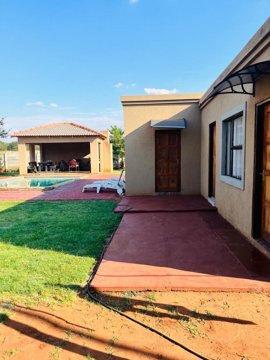 To Let 4 Bedroom Property for Rent in Clarina Gauteng
