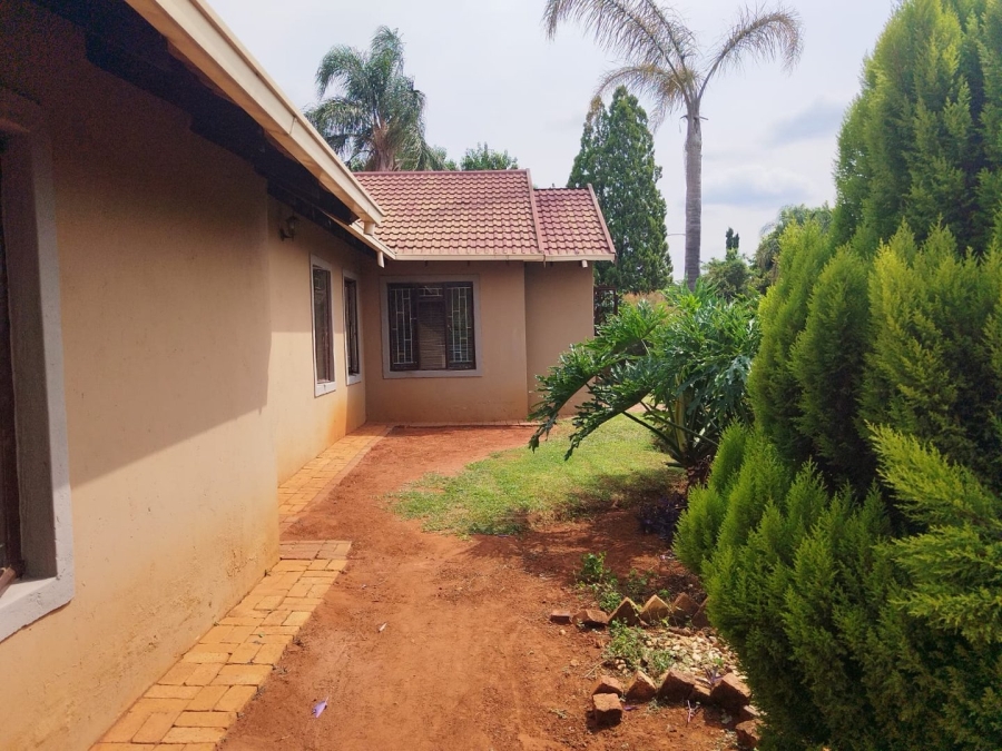 To Let 4 Bedroom Property for Rent in Clarina Gauteng