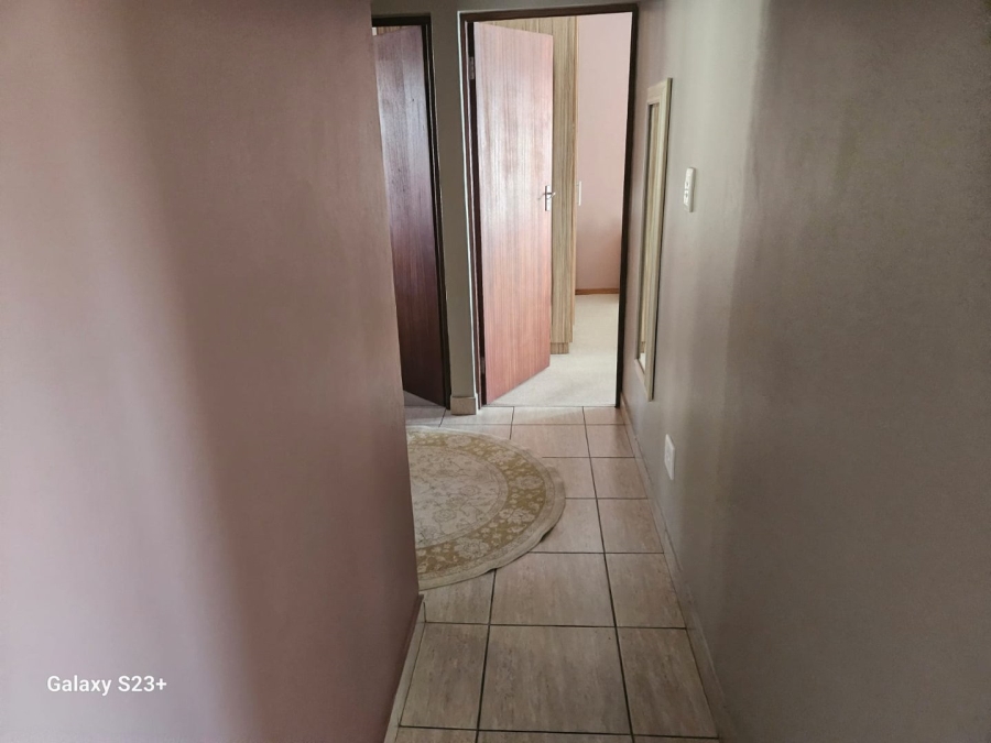 3 Bedroom Property for Sale in Noordwyk Gauteng