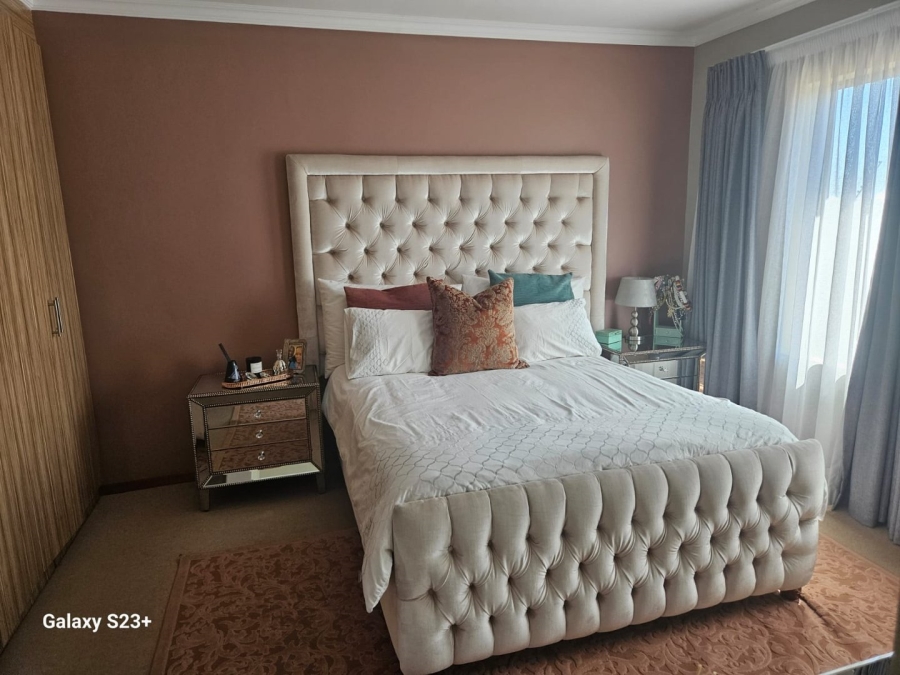 3 Bedroom Property for Sale in Noordwyk Gauteng