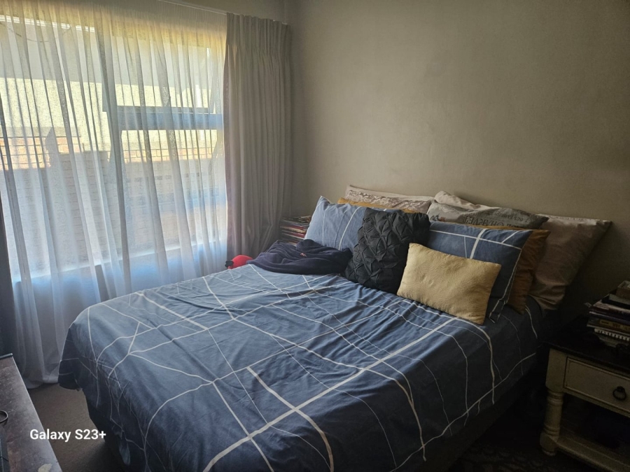 3 Bedroom Property for Sale in Noordwyk Gauteng