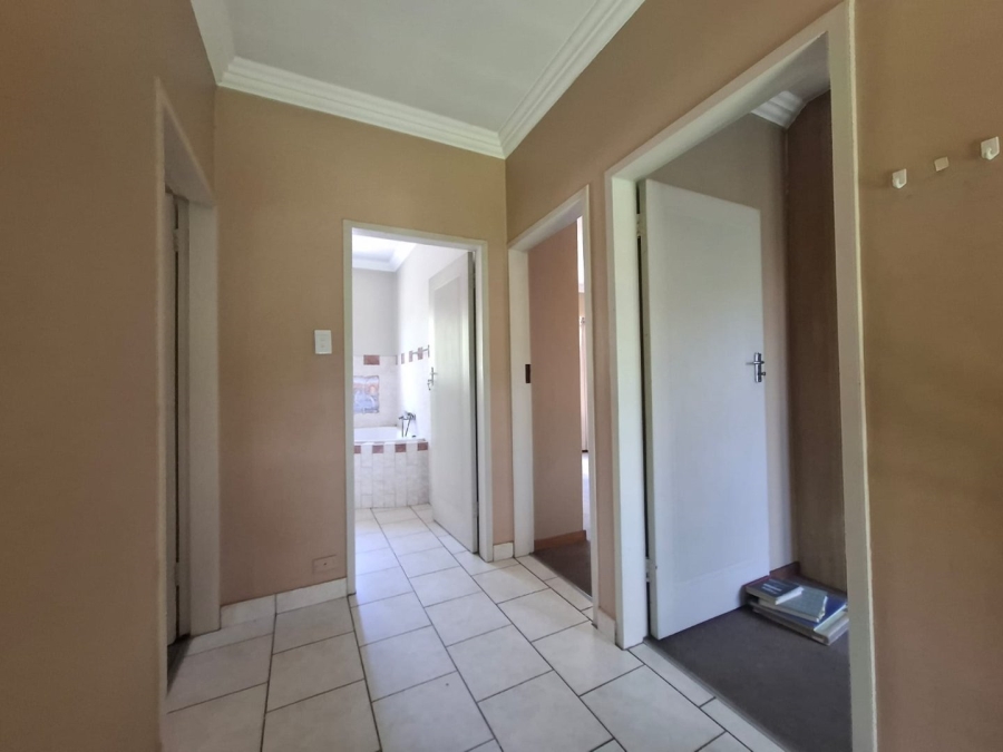 3 Bedroom Property for Sale in Kilner Park Gauteng