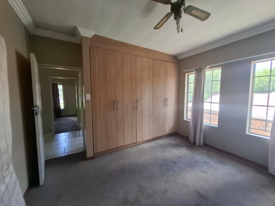 3 Bedroom Property for Sale in Kilner Park Gauteng