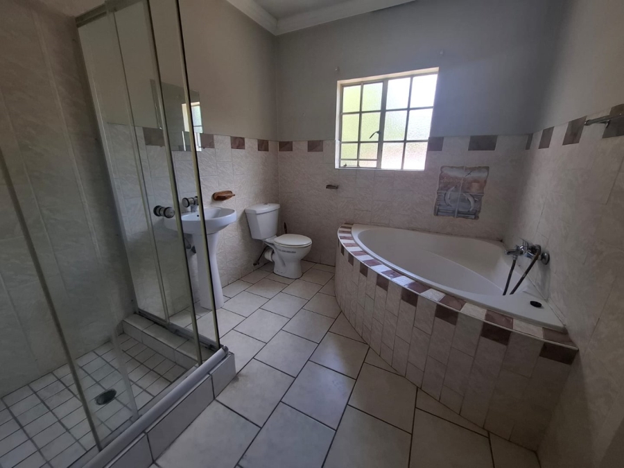 3 Bedroom Property for Sale in Kilner Park Gauteng