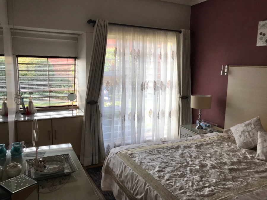 4 Bedroom Property for Sale in Lenasia Ext 9 Gauteng