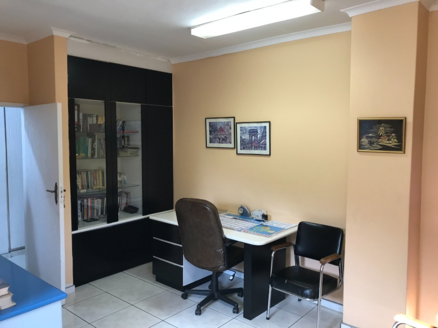 4 Bedroom Property for Sale in Lenasia Ext 9 Gauteng