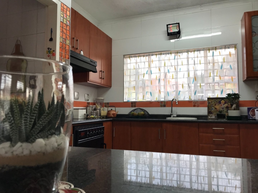 4 Bedroom Property for Sale in Lenasia Ext 9 Gauteng