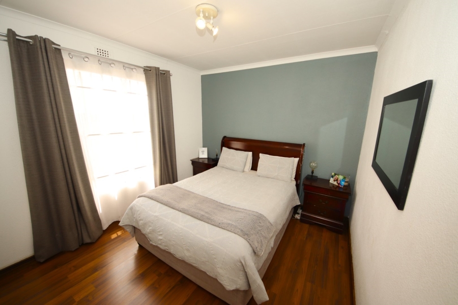2 Bedroom Property for Sale in Eden Glen Gauteng