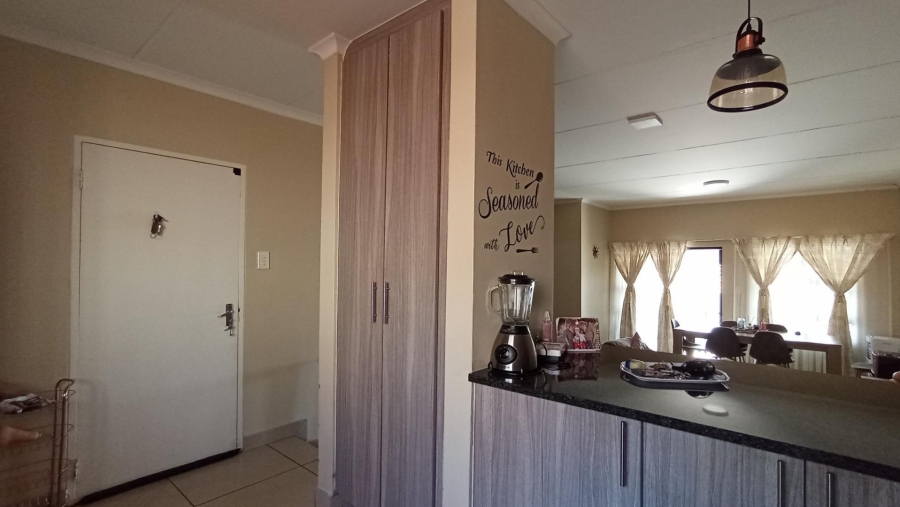 3 Bedroom Property for Sale in Heatherview Gauteng