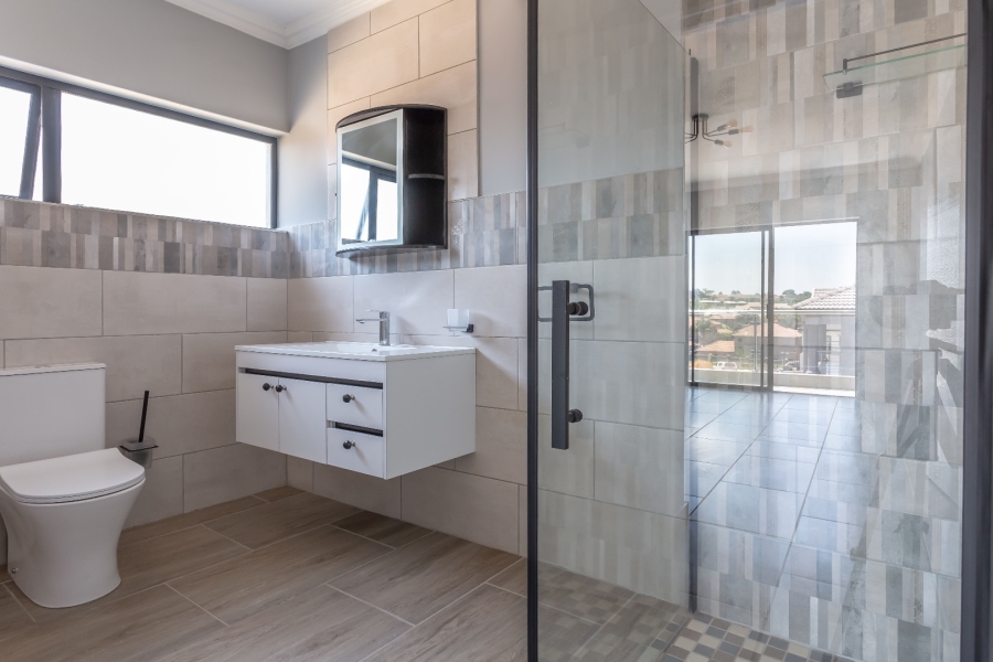 4 Bedroom Property for Sale in Ruimsig Country Estate Gauteng