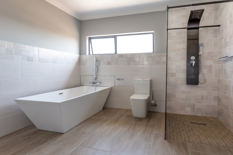 4 Bedroom Property for Sale in Ruimsig Country Estate Gauteng