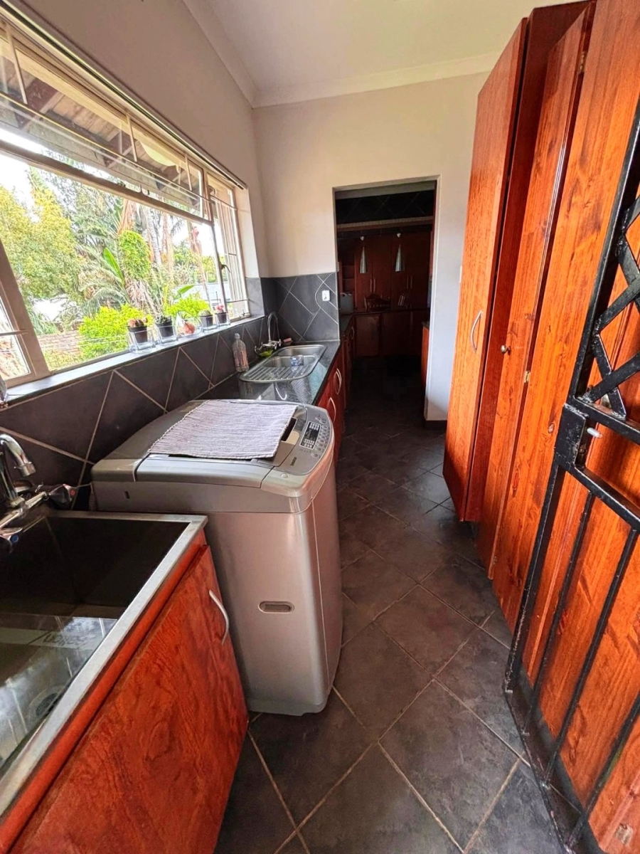 6 Bedroom Property for Sale in Wonderboom Gauteng