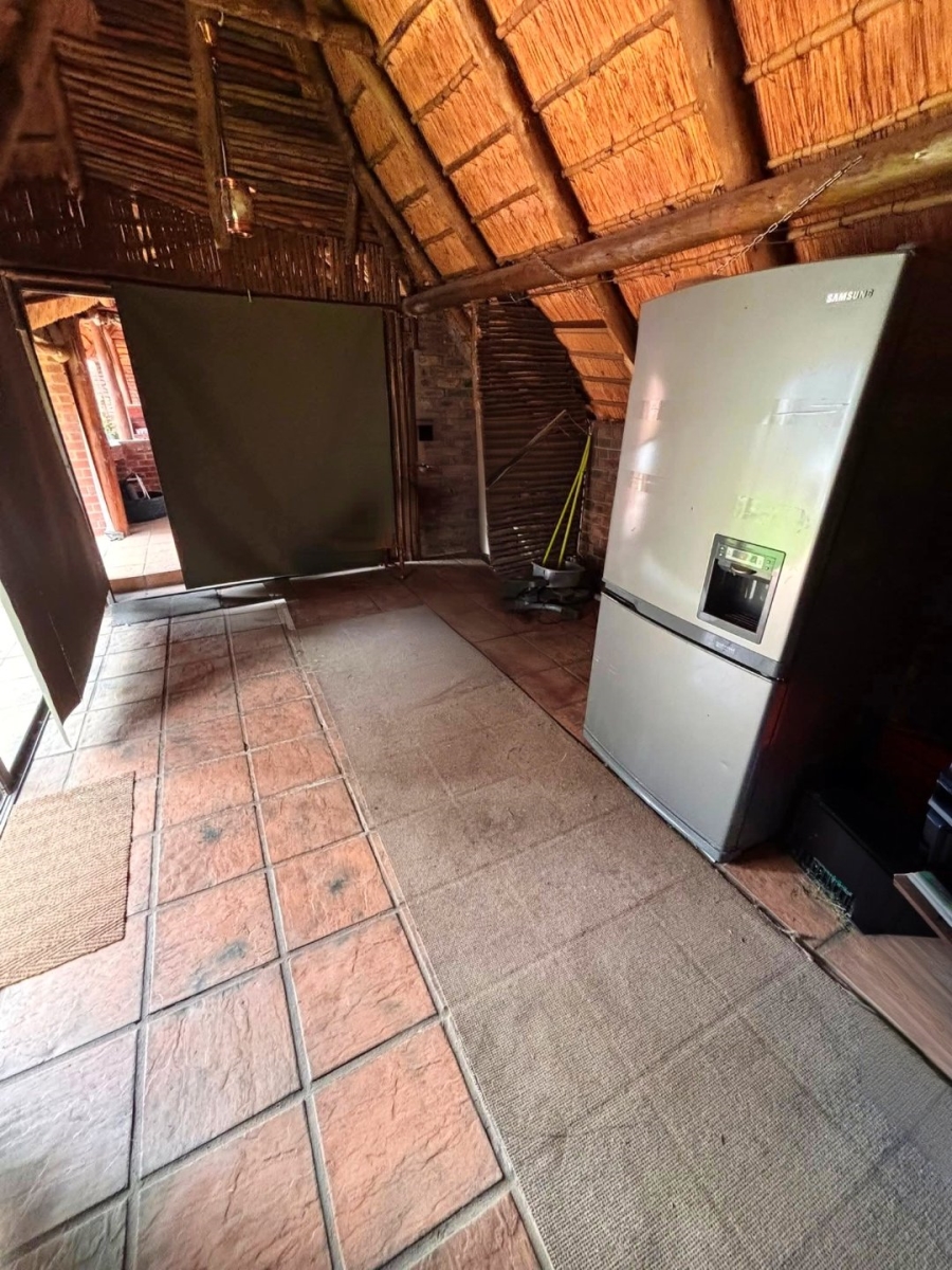 6 Bedroom Property for Sale in Wonderboom Gauteng