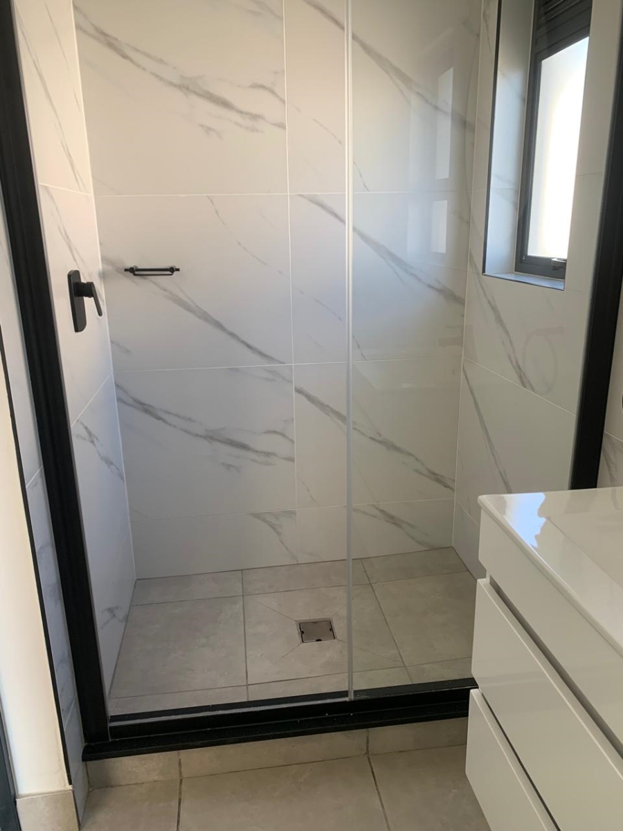 To Let 3 Bedroom Property for Rent in Waterfall Gauteng