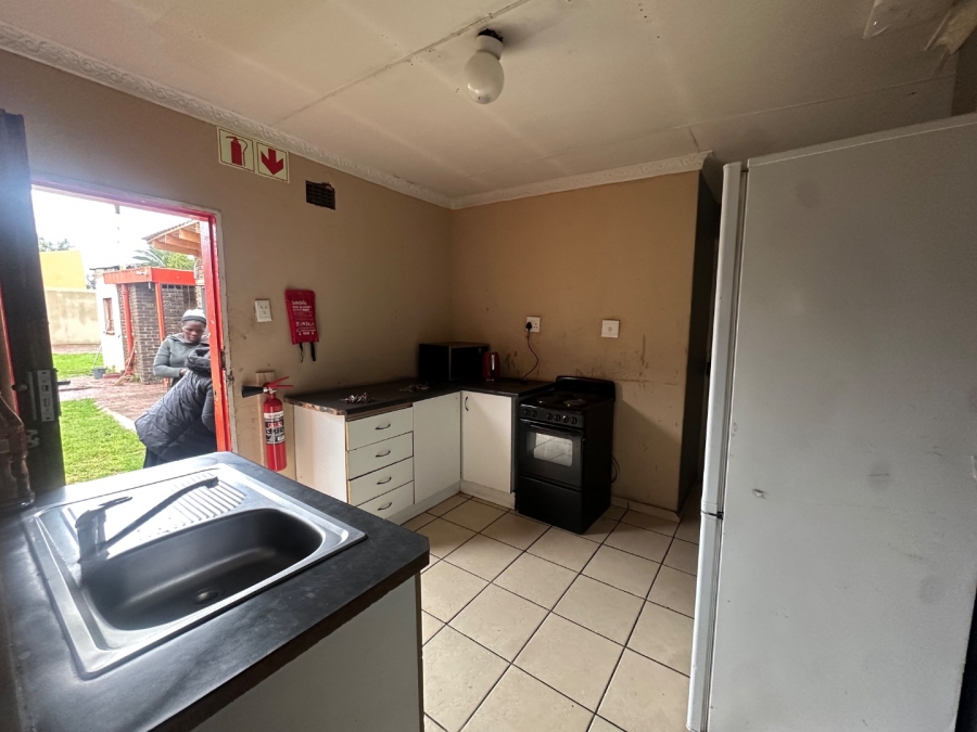  Bedroom Property for Sale in Bedworth Park Gauteng