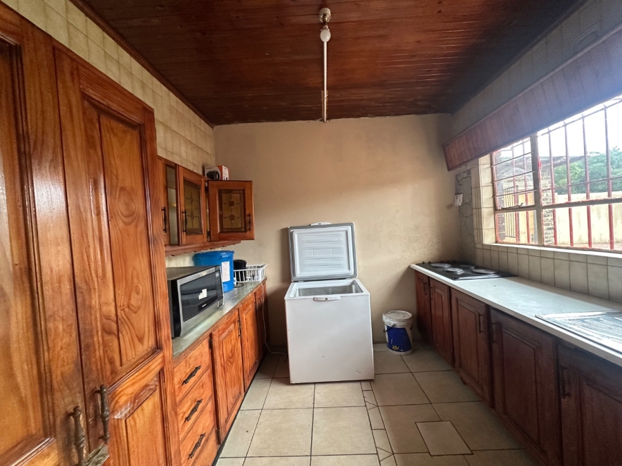  Bedroom Property for Sale in Bedworth Park Gauteng