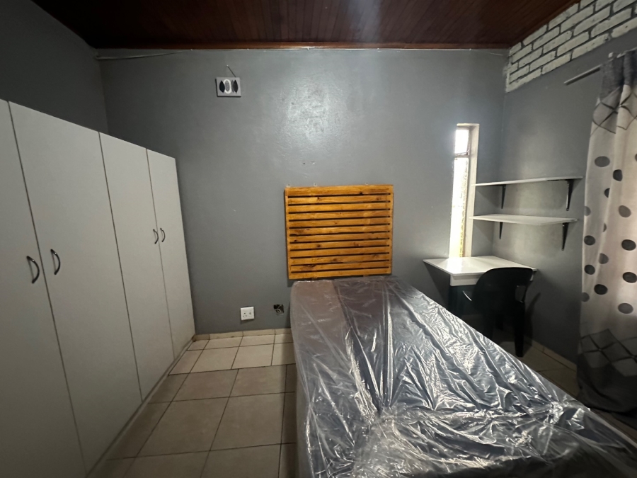  Bedroom Property for Sale in Bedworth Park Gauteng