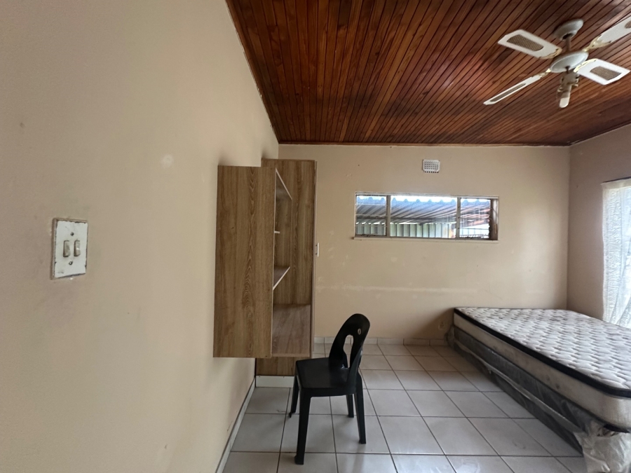  Bedroom Property for Sale in Bedworth Park Gauteng