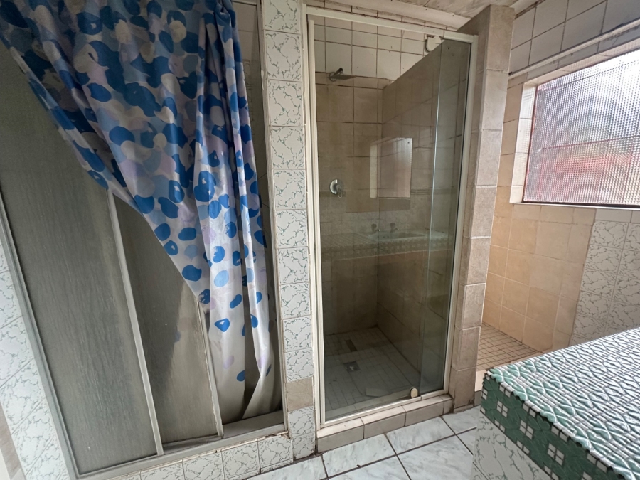  Bedroom Property for Sale in Bedworth Park Gauteng