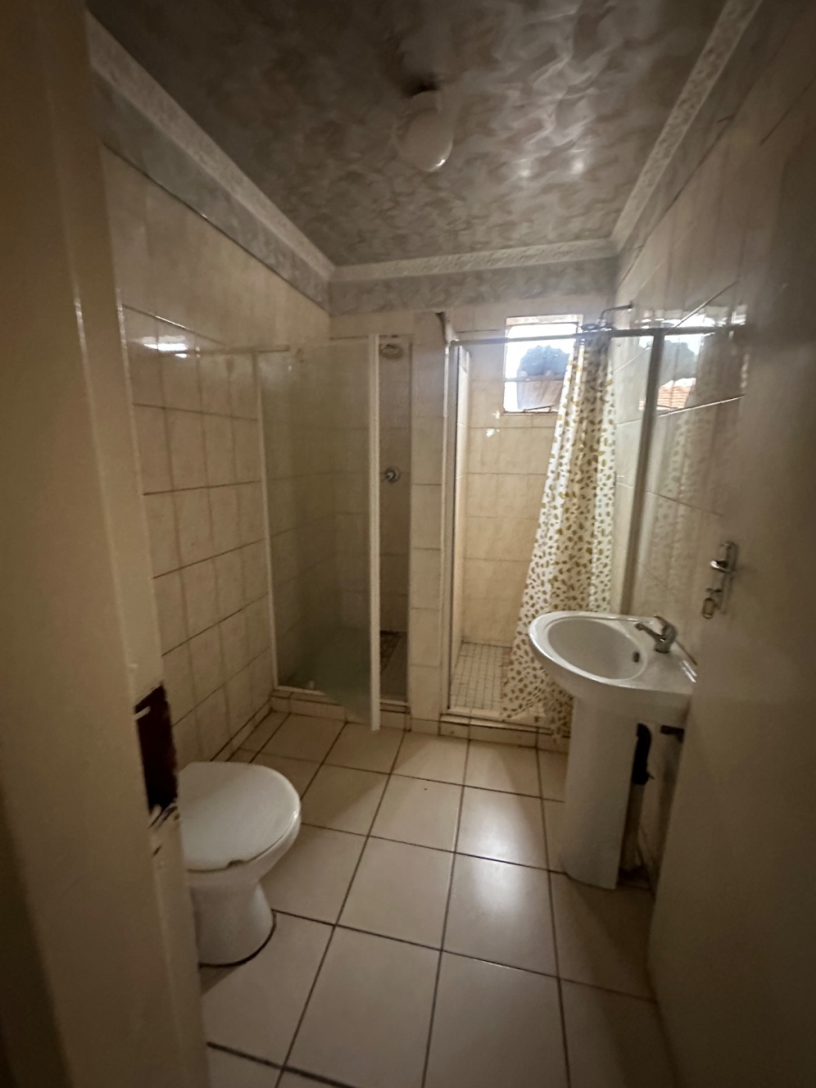  Bedroom Property for Sale in Bedworth Park Gauteng