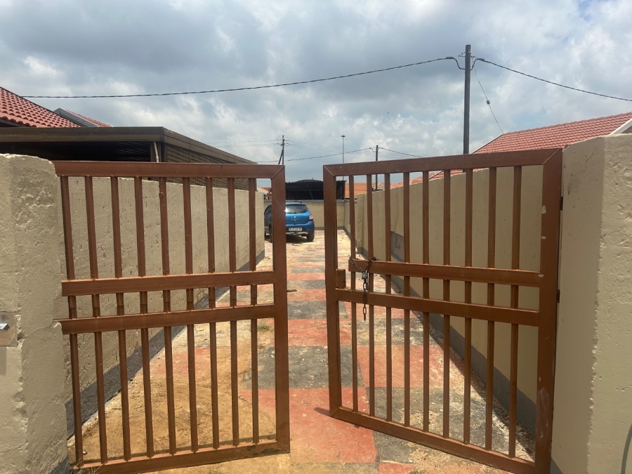  Bedroom Property for Sale in Evaton West Gauteng