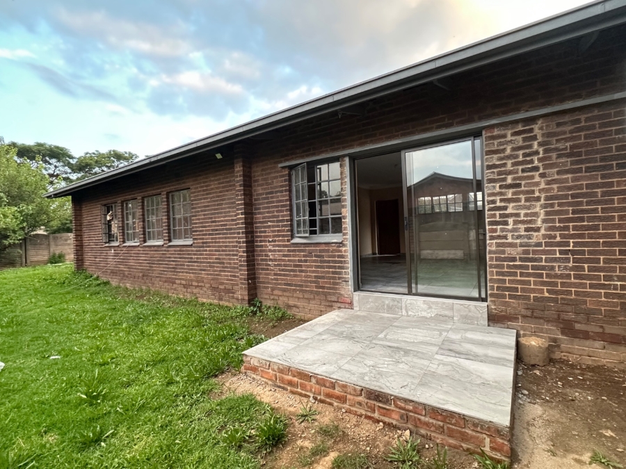  Bedroom Property for Sale in Vanderbijlpark CW 5 Gauteng