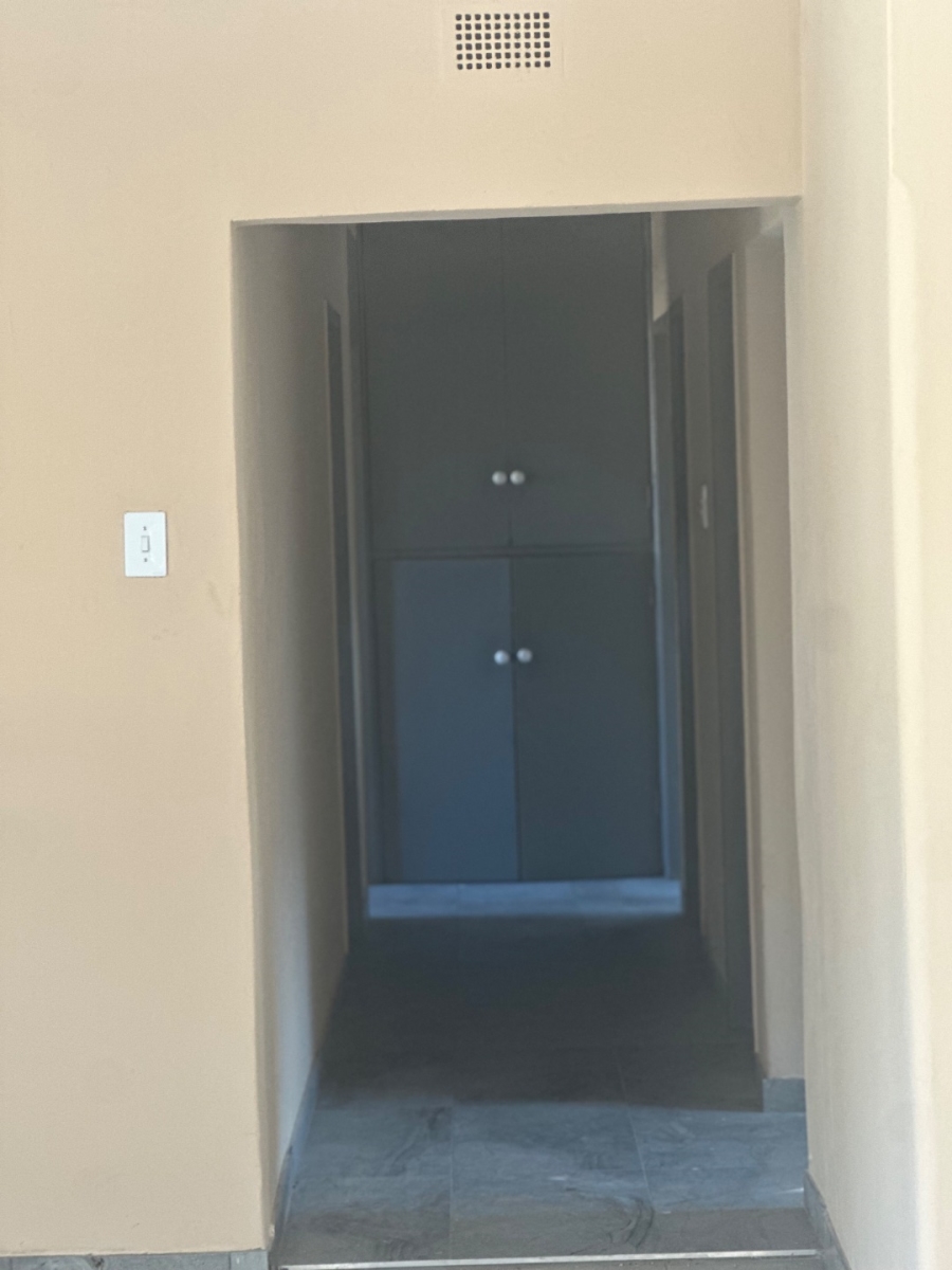  Bedroom Property for Sale in Vanderbijlpark CW 5 Gauteng