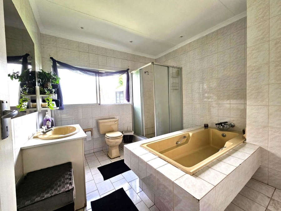 3 Bedroom Property for Sale in Visagie Park Gauteng