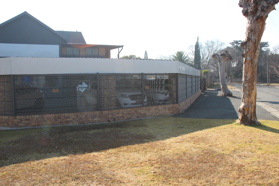 Commercial Property for Sale in Selection Park Gauteng